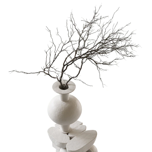Re Jin Lee podium with branch in vase — Descargar