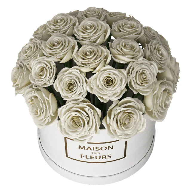 White roses in box — Descargar