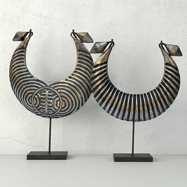 Vintage Tribal Metal Necklaces on Stand — Скачать