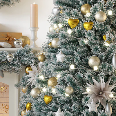 Christmas tree with fireplace — Ver 2