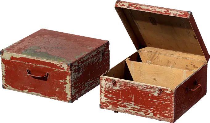 worn wooden crate 002 — Скачать
