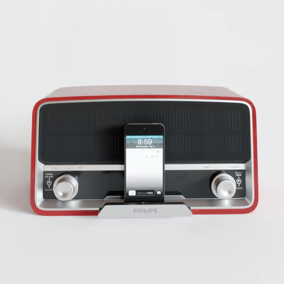Philips radio receiver in retro style + iphone5s — Ver 3