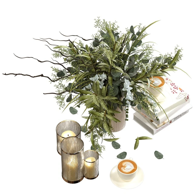 Decorative set with candles and coffee — Descargar