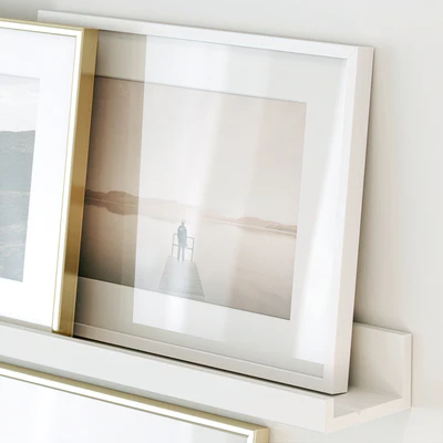 Family photos on the shelves — Ver 3
