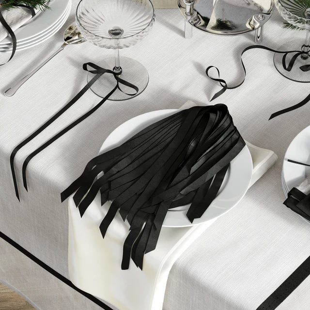 Christmas/New Year table setting — Descargar