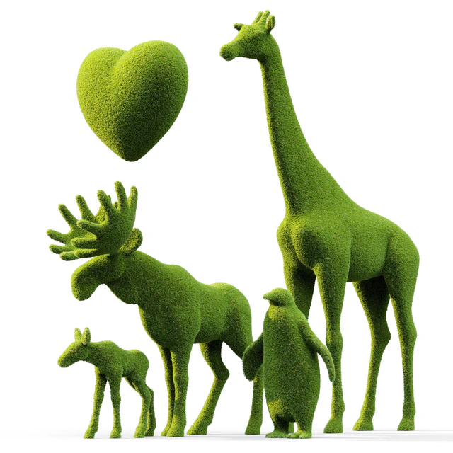 Topiary "Bacho" Giraffe Elk Calf Penguin and Heart — Descargar