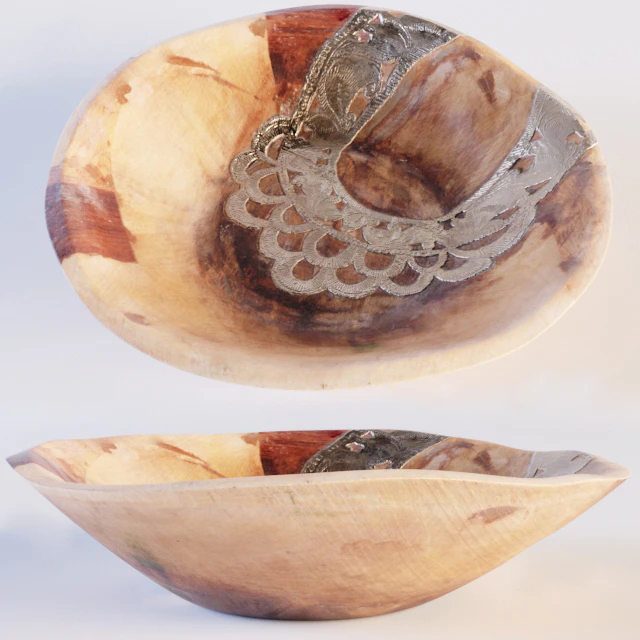Wood Parat Bowl With Metal Inlay — Скачать