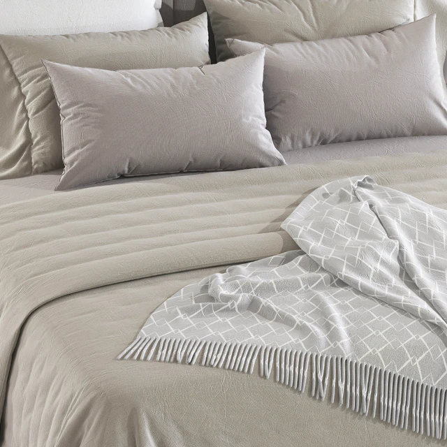 Double Bed 3 — Скачать