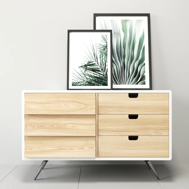 Sideboard in solid board oak with decor — Скачать
