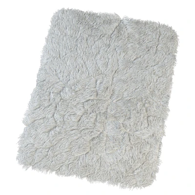 Carpet with long pile — Ver 2