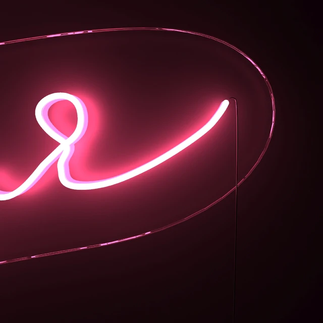 Neon text 07 love — Скачать