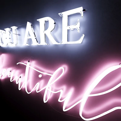 Neon Text 05 You Are Beautiful — Вид 2