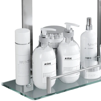 Bathroom accessories on the glass shelf — Вид 2
