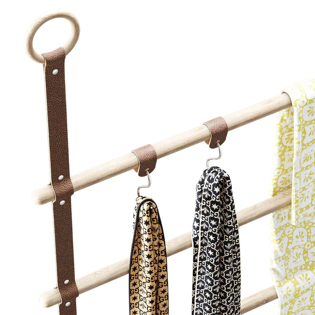 Hanging blanket ladder — Скачать