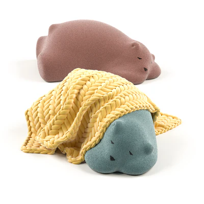 pouf Resting Bearge — Ver 1