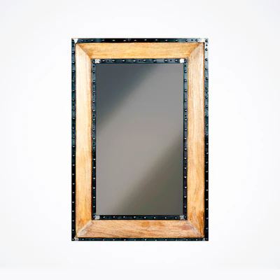 Mirror wall 30 — Ver 2