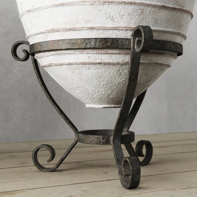 Olive European In Antique Vessels — Ver 4