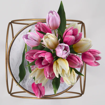 Pottery Barn Kids. Marble Top Side Table. Bouquet of tulips — Вид 2
