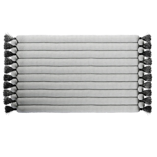 Ribbed rug with tassels. — Download