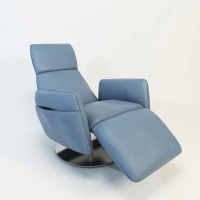 POLTRONA FRAU Pillow armchair, 3 different positions — Ver 2