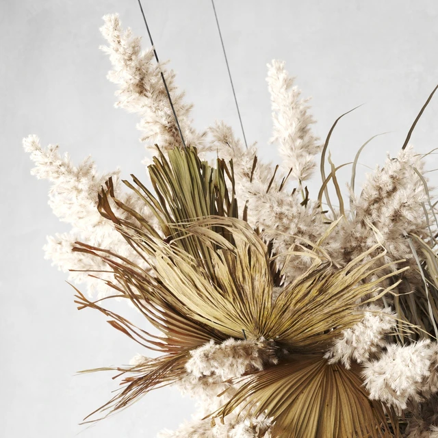 Pendant decor of Pampas grass and dried palm leaves — Descargar
