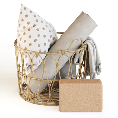 Wicker basket with yoga accessories — Ver 4