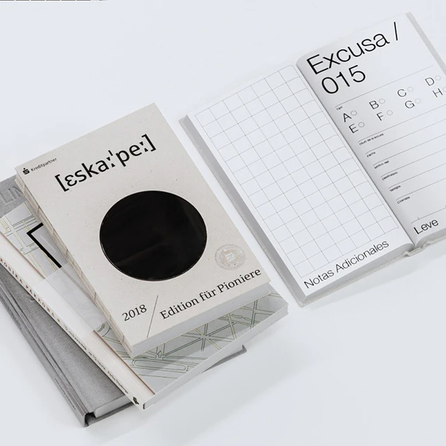 Gray and white books set vol4 — Descargar