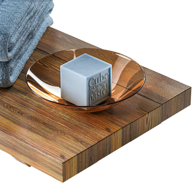 Bathroom towels on a shelf — Descargar