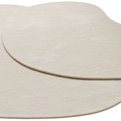 PLAIN IRREGULAR WOOL RUG, Zara Home — Ver 5