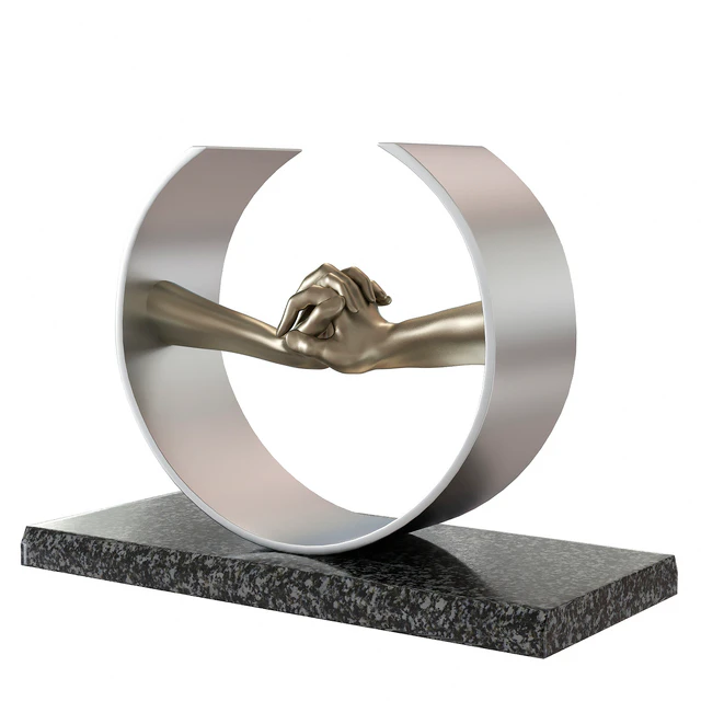 Lorenzo Quinn Sculpture During Love — Descargar