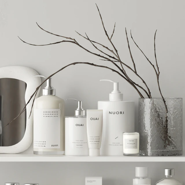 Shelves with cosmetics and bathroom decor - 4 — Descargar