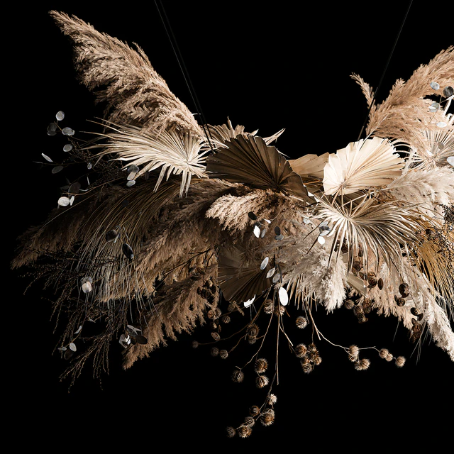 Hanging bouquet of dried flowers, palm branch, pampas grass, dry reeds, lunnik, thorn 270. — Descargar