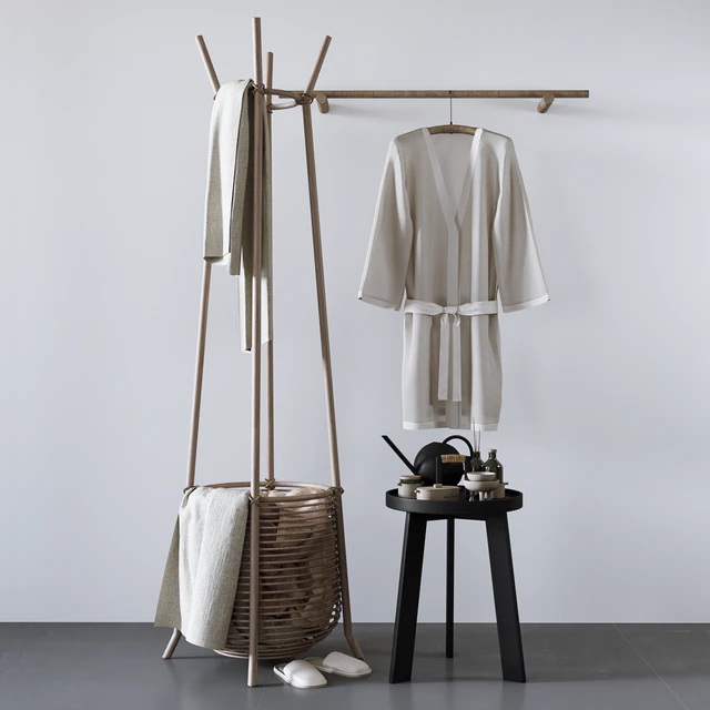 Set with basket, bathrobe and bathroom accessories — Descargar