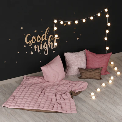 Decorative set of pillows with a garland — Ver 1