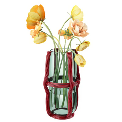 sestiere vase with flowers by cassina — скачать