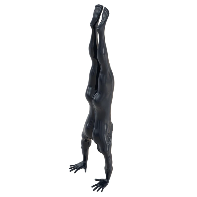 Male mannequin standing on hands 122 — Скачать