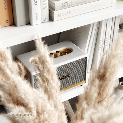 White shelves — Ver 4