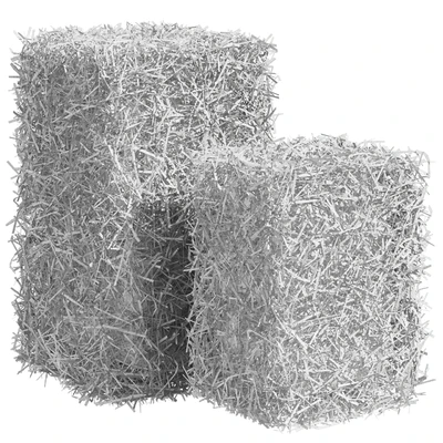 Bales of hay — View 2