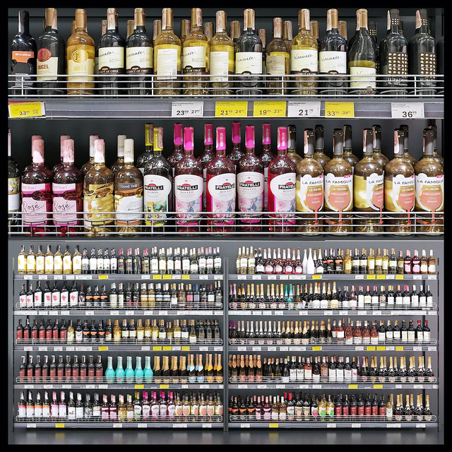 Wine store — Descargar