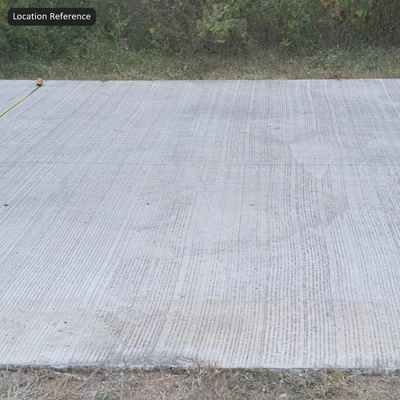 broom finish in situ concrete sidewalk texture light grey — Ver 4