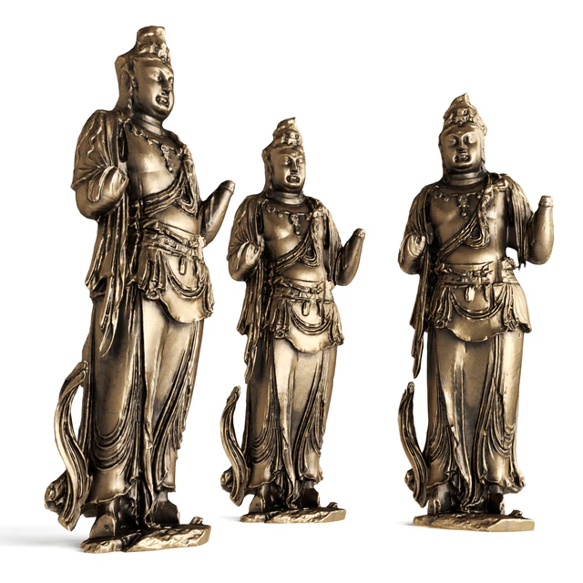 Standing Buddha bodhisattva sculpture — Descargar