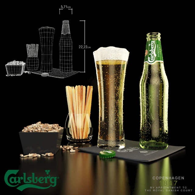 Carlsberg Beer, peanuts and cracker — Скачать
