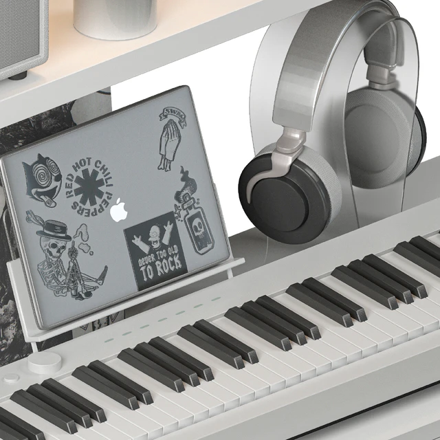 Shelf with Vinyl Records and Music equipment — Скачать