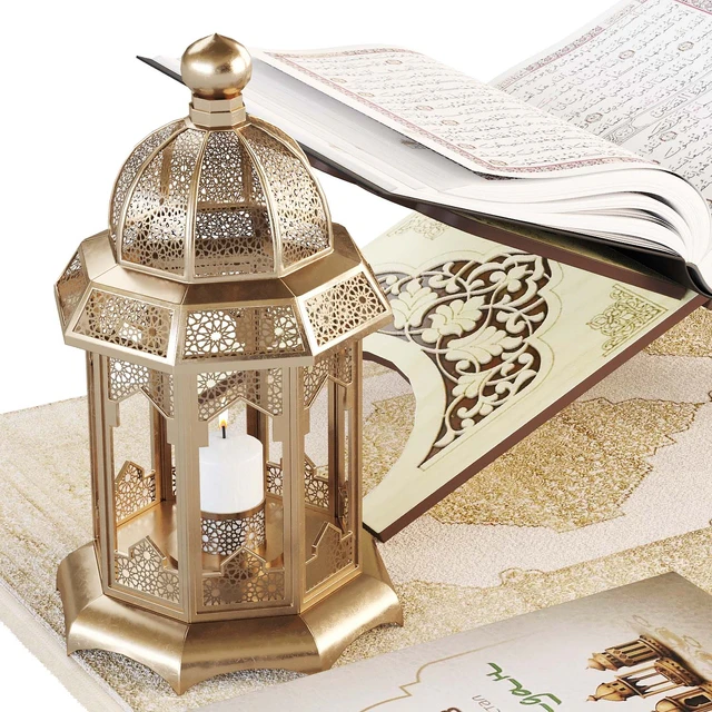 Decorative set of Iftar in the month of Ramadan — Descargar