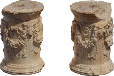 damaged roman plinth 001 — Descargar