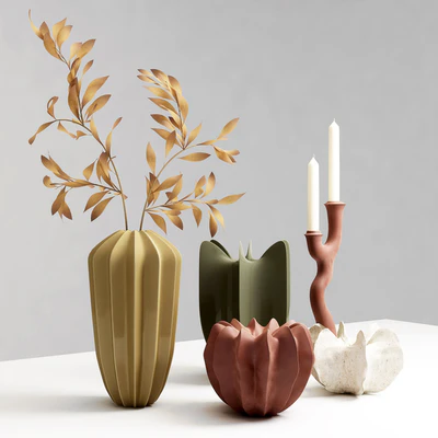 A set of vases with a candlestick. — Ver 5