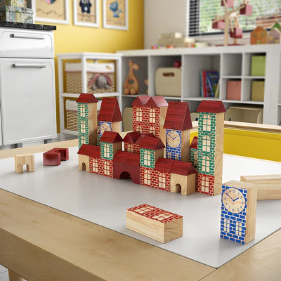 Children's table with ikea chairs and xalingo toy — Ver 2