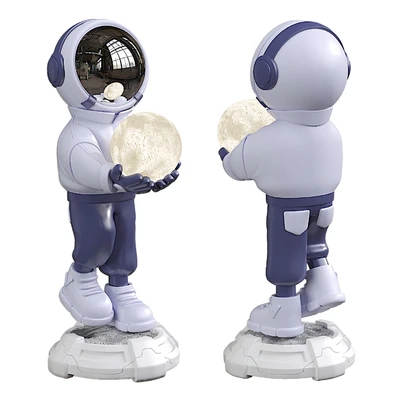 Sculpture Art Astronaut Statue Lamp — Ver 6