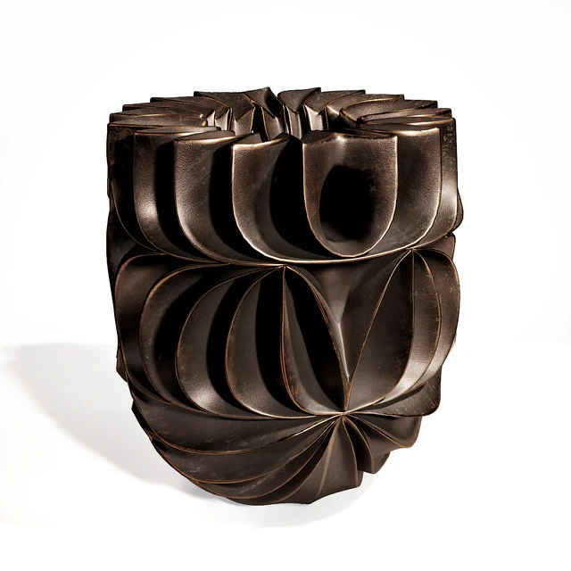 Halima Cassell Acapella sculpture — Скачать