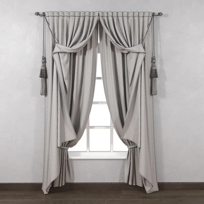 Classic curtains — Ver 2